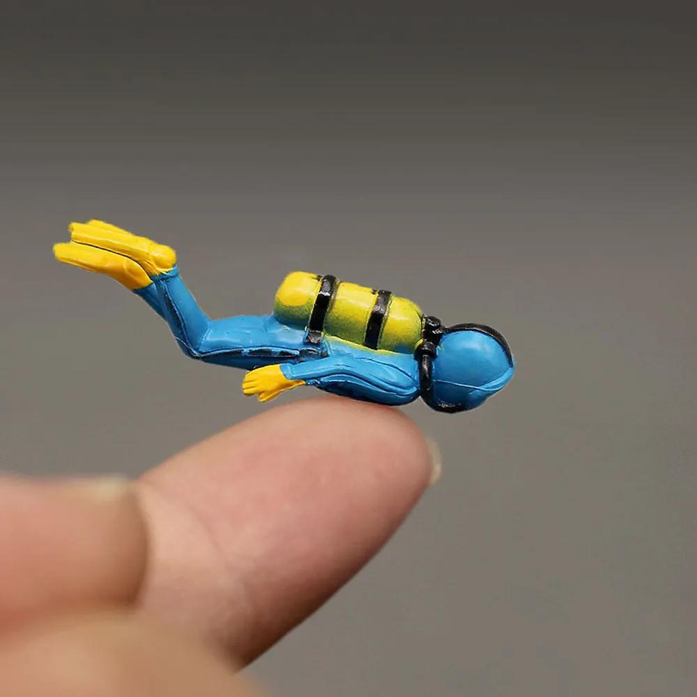Underwater Miniature Divers Figurine-4