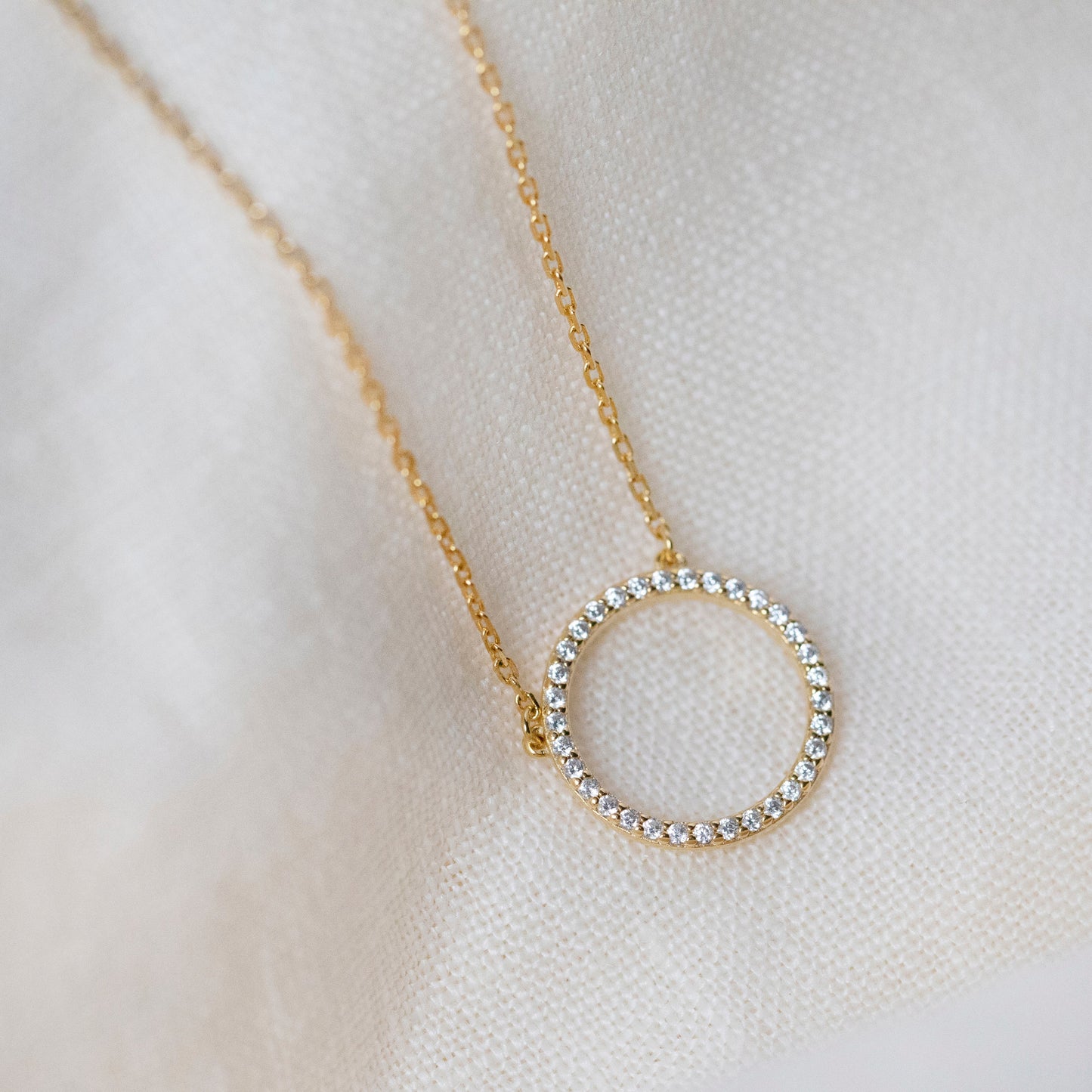 Cubic circle necklace-1