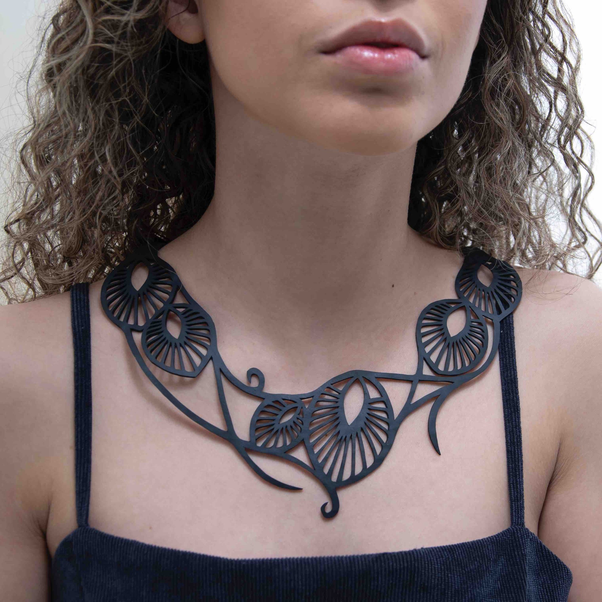 Leaf Art Nouveau Inner Tube Necklace-2