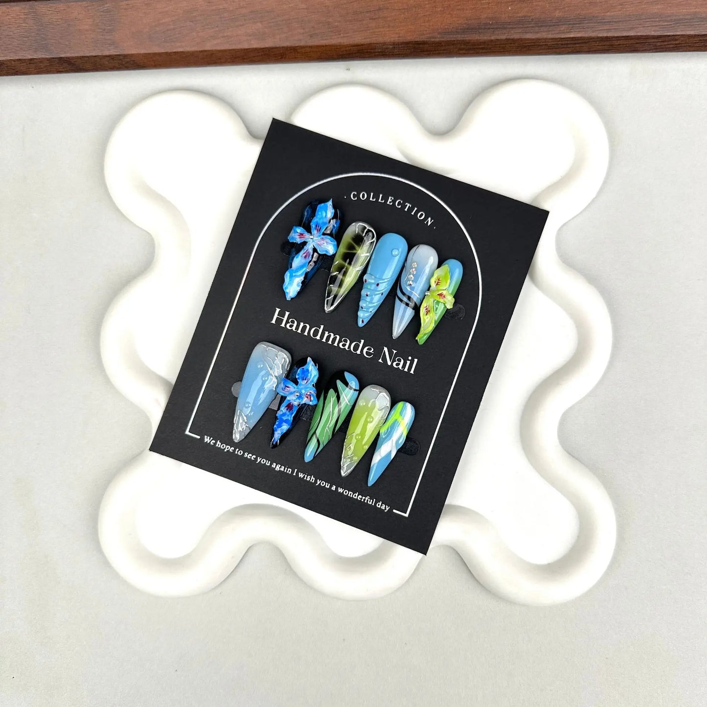 Handmade Blue Green Petals Press On Nails-1
