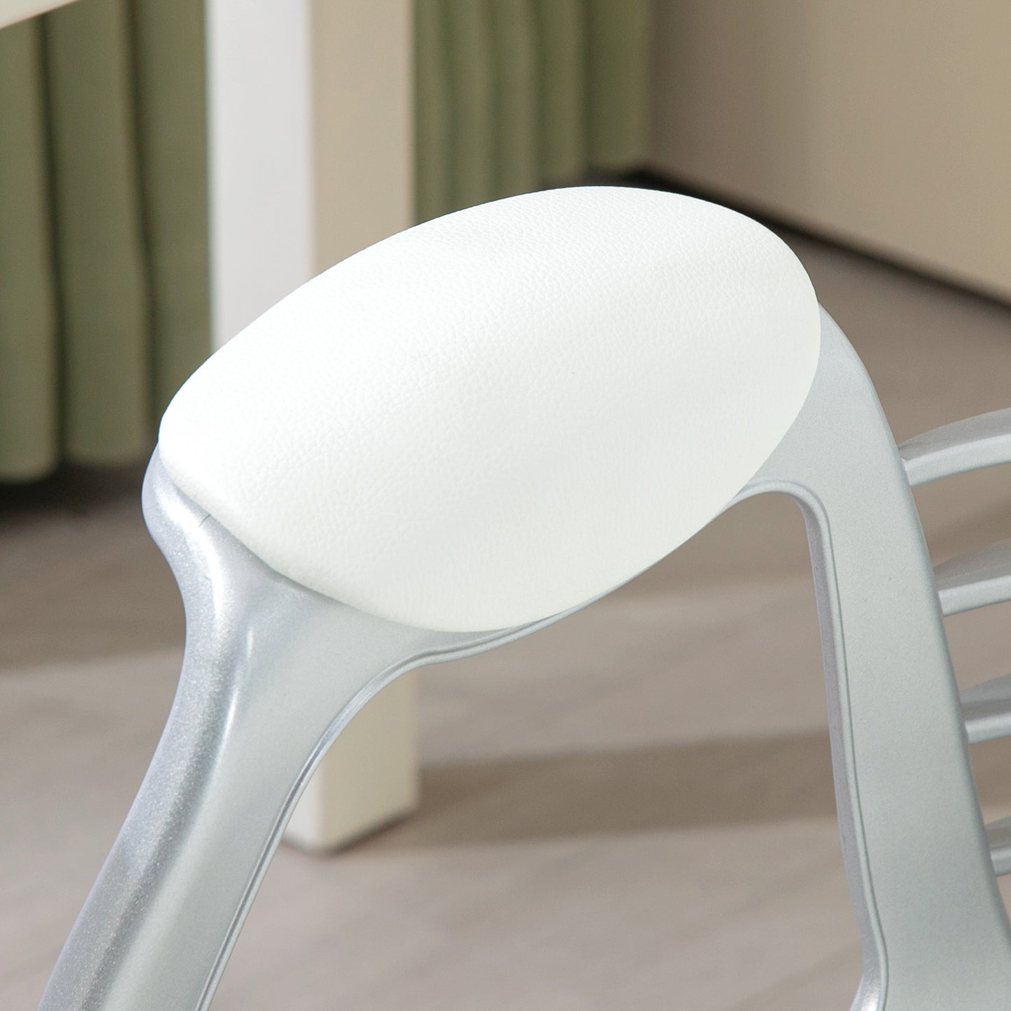 Home or Office Chair with 360° Swivel, PU Diamante Padded, Base 5 Castor Wheels, Ergonomic Desk Chair in White by Vinsetto-6
